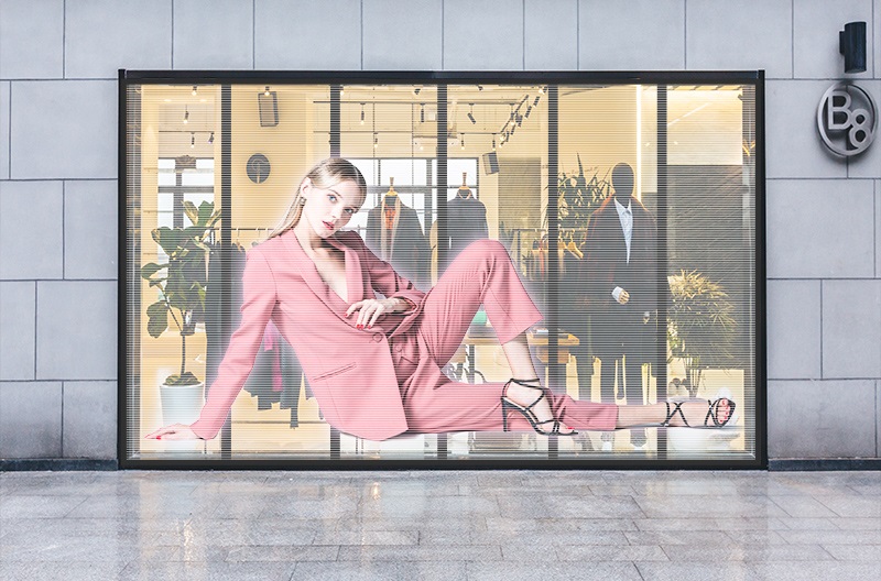 時(shí)尚潮流“新寵”！看LED透明屏如何風(fēng)靡市場(chǎng)！